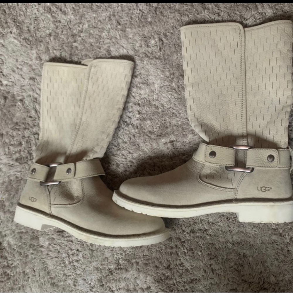 New UGG Australia Pure neutral leather size 8 boots